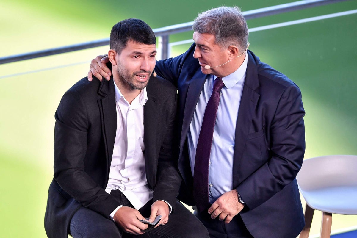 Aguero đang đòi Barca của Laporta trả nợ 3 triệu euro vì cắt hợp đồng năm 2021