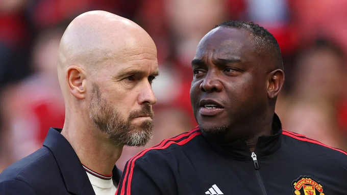 Benni McCarthy (phải) từng làm trợ lý cho Ten Hag ở MU